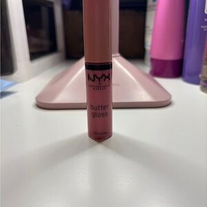 NYX Butter Gloss - Crème Brûlée